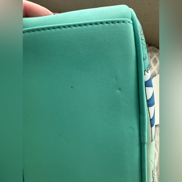 Robin Hood Saves Maid Marian Loungefly bag - Picture 10 of 15